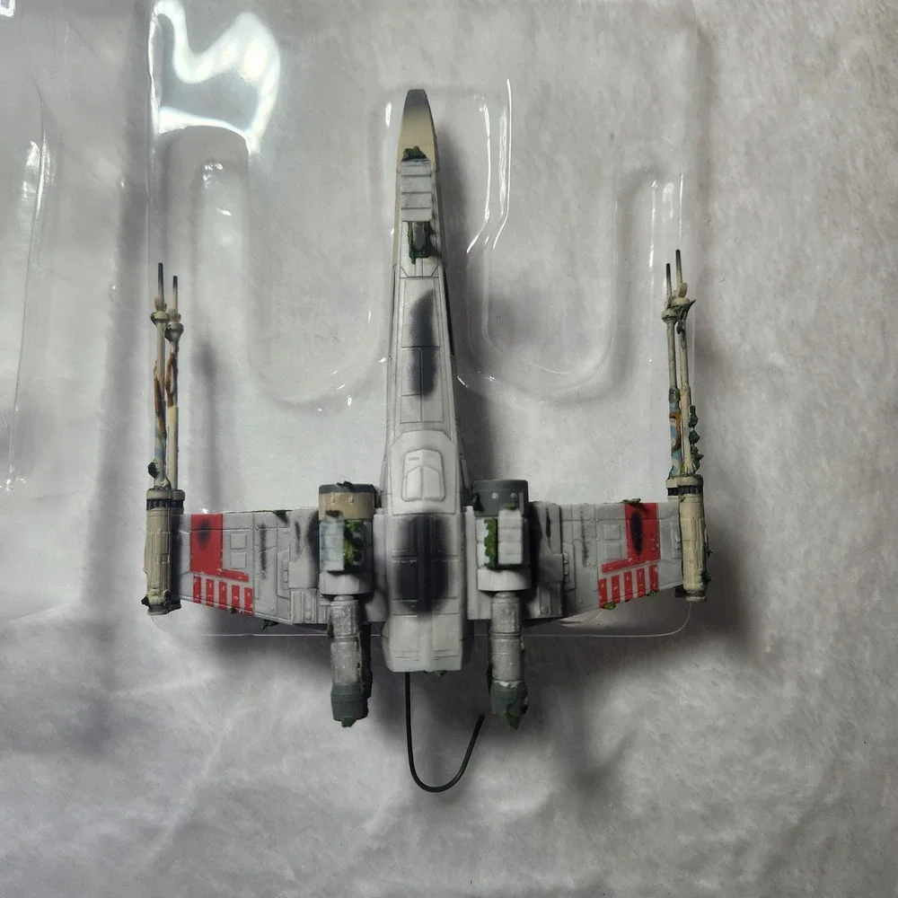Hallmark Keepsake Star Wars X-Wing Starfighter on Dagobah Ornament QXI6081 2020